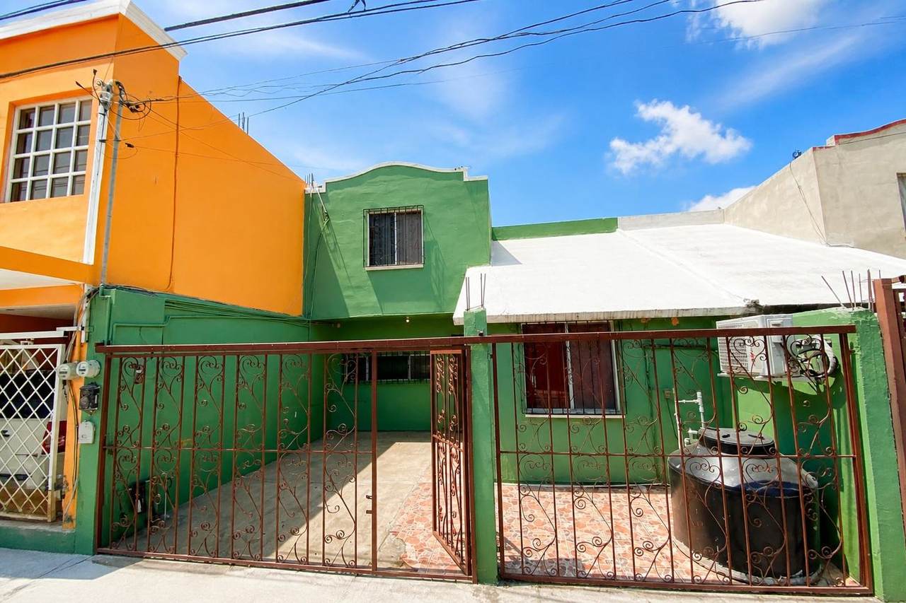 Casa en calle Sierra Menor